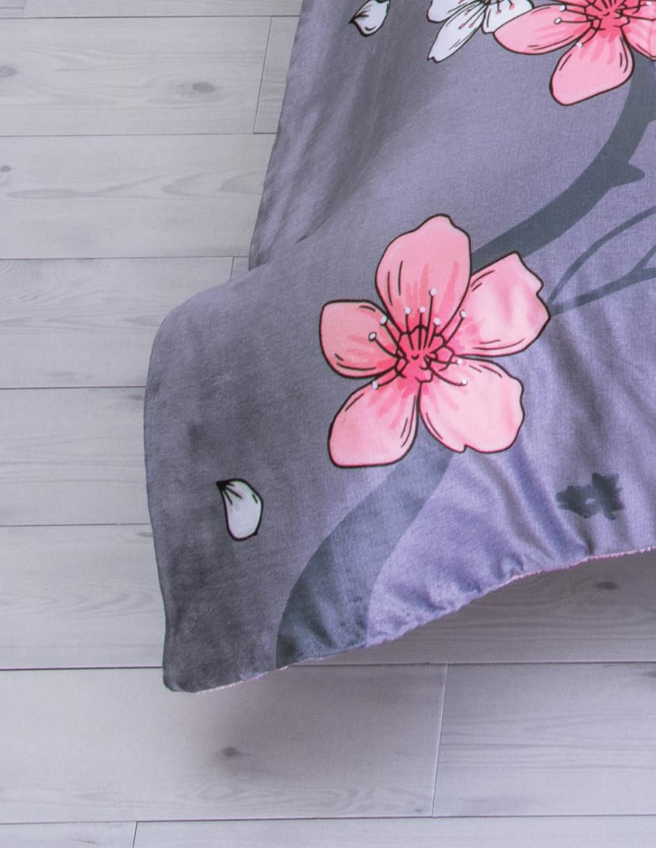 Cobertor UltraCálido Lila estampado floral 3
