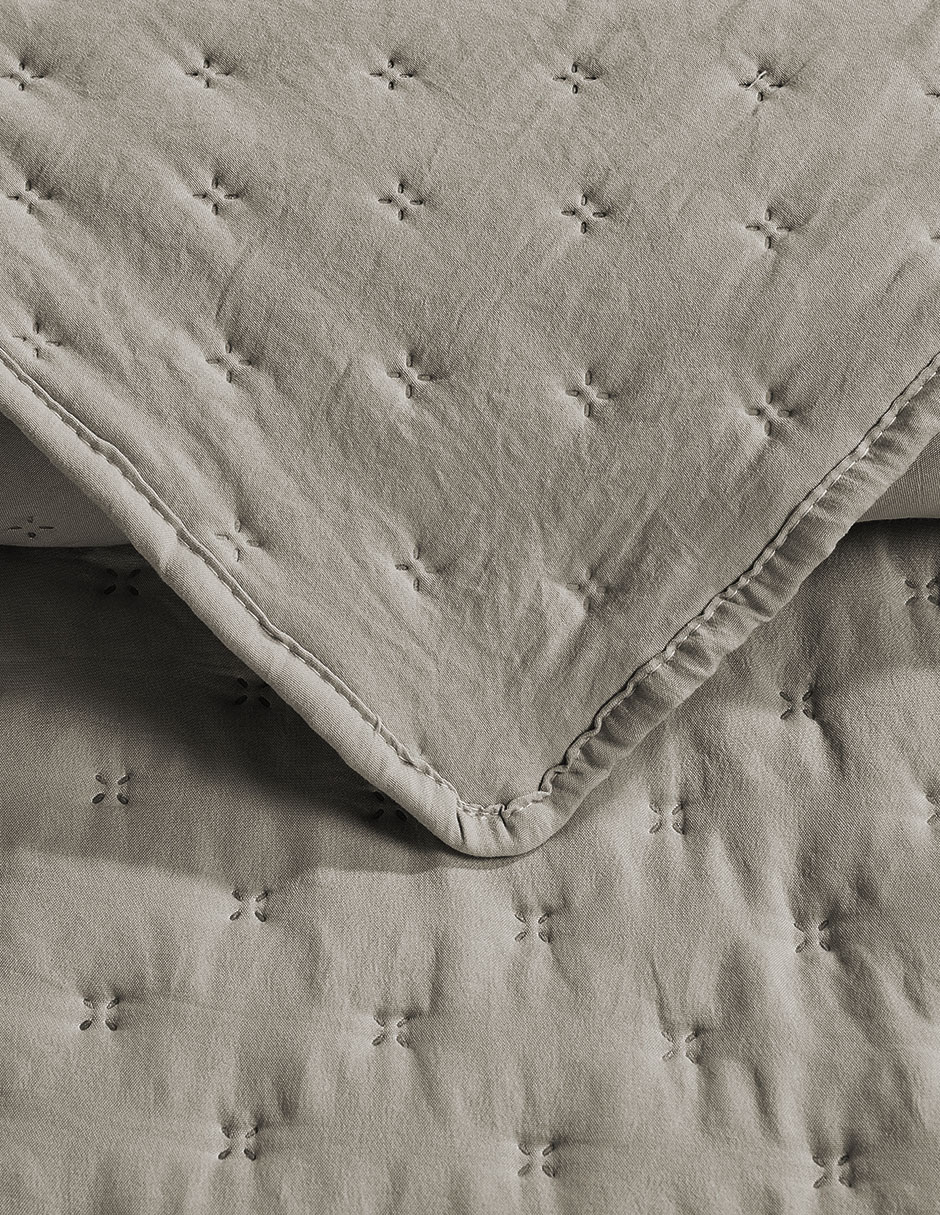 Taupe
