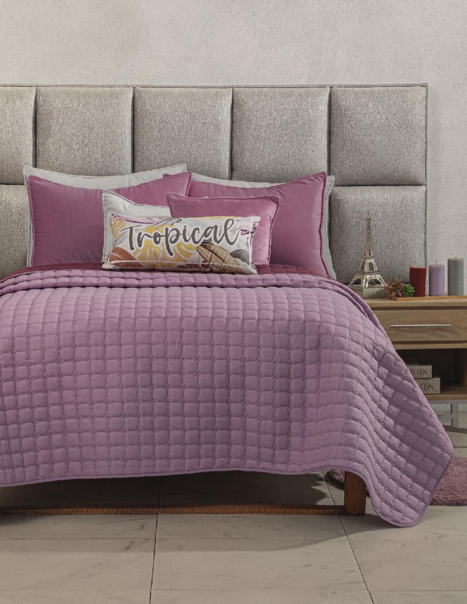 Colcha Blush Wine 2
