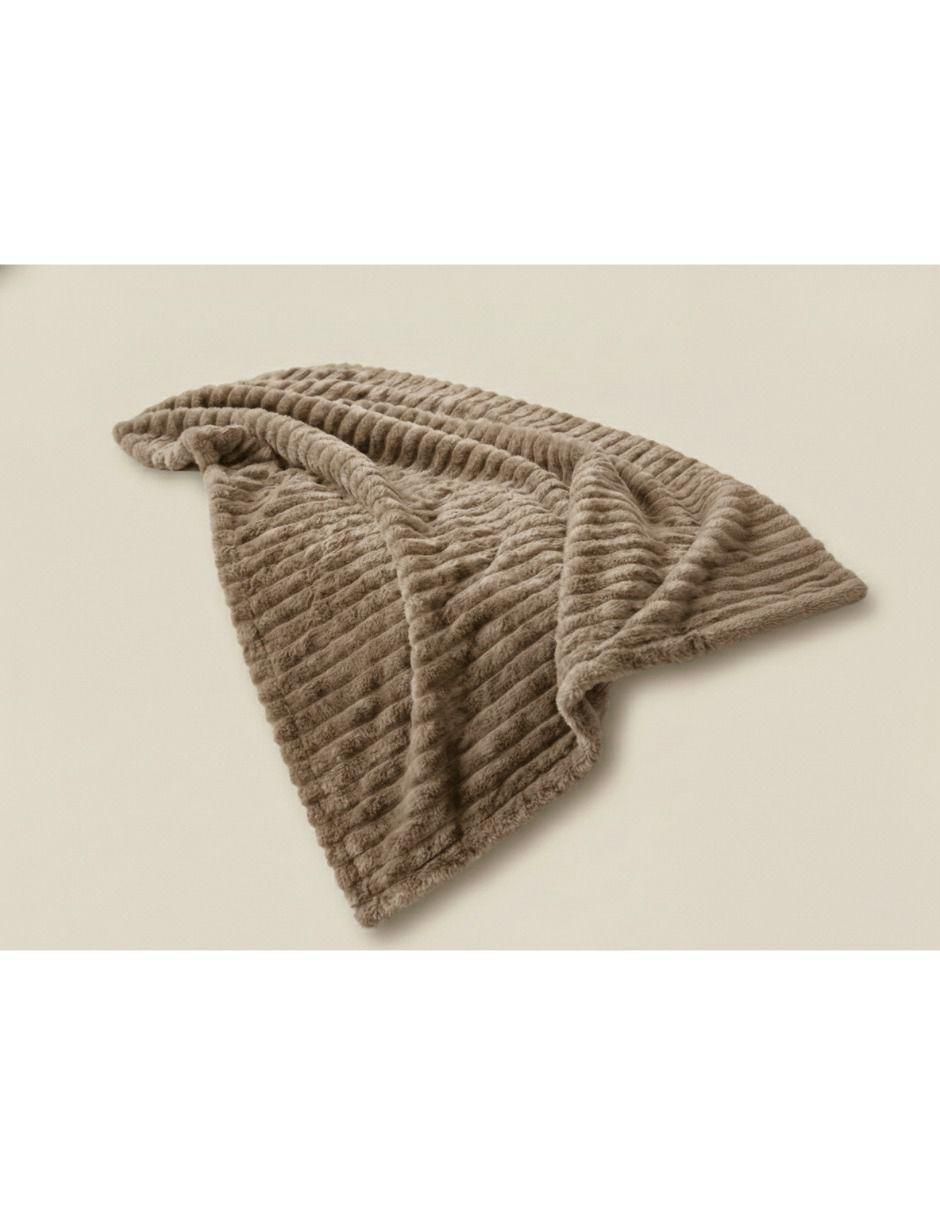Frazada de tejido suave Luxe Throw Channel 5