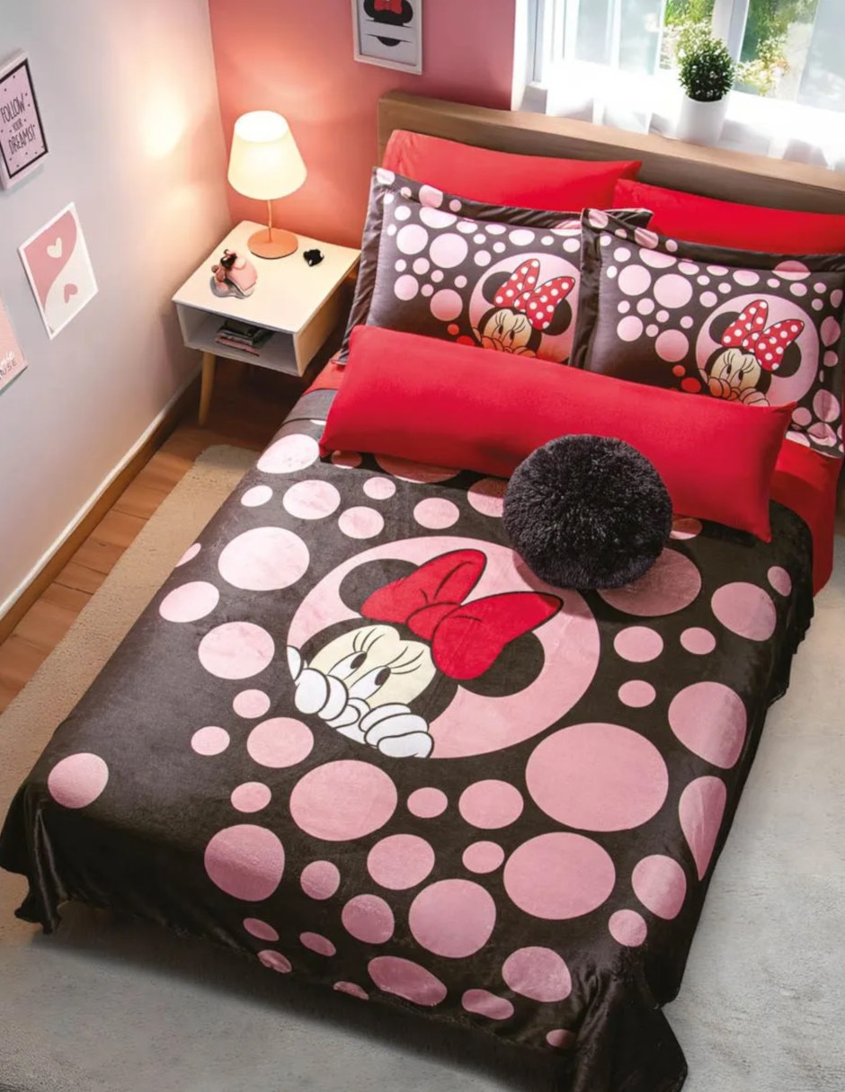 Cobertor minnie ligero minnie black dots estampado infantil