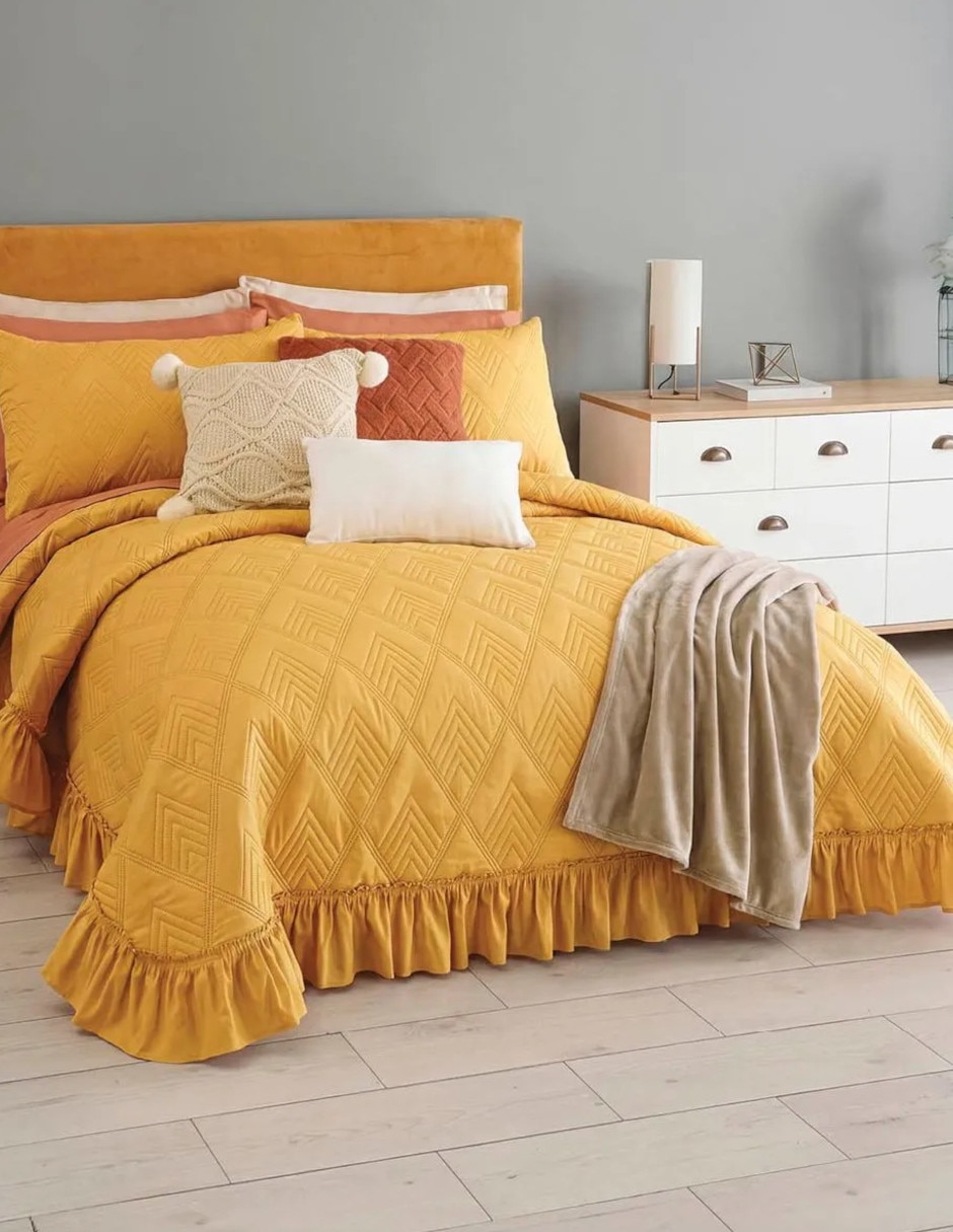 Set de colcha Volante Saffron Milk