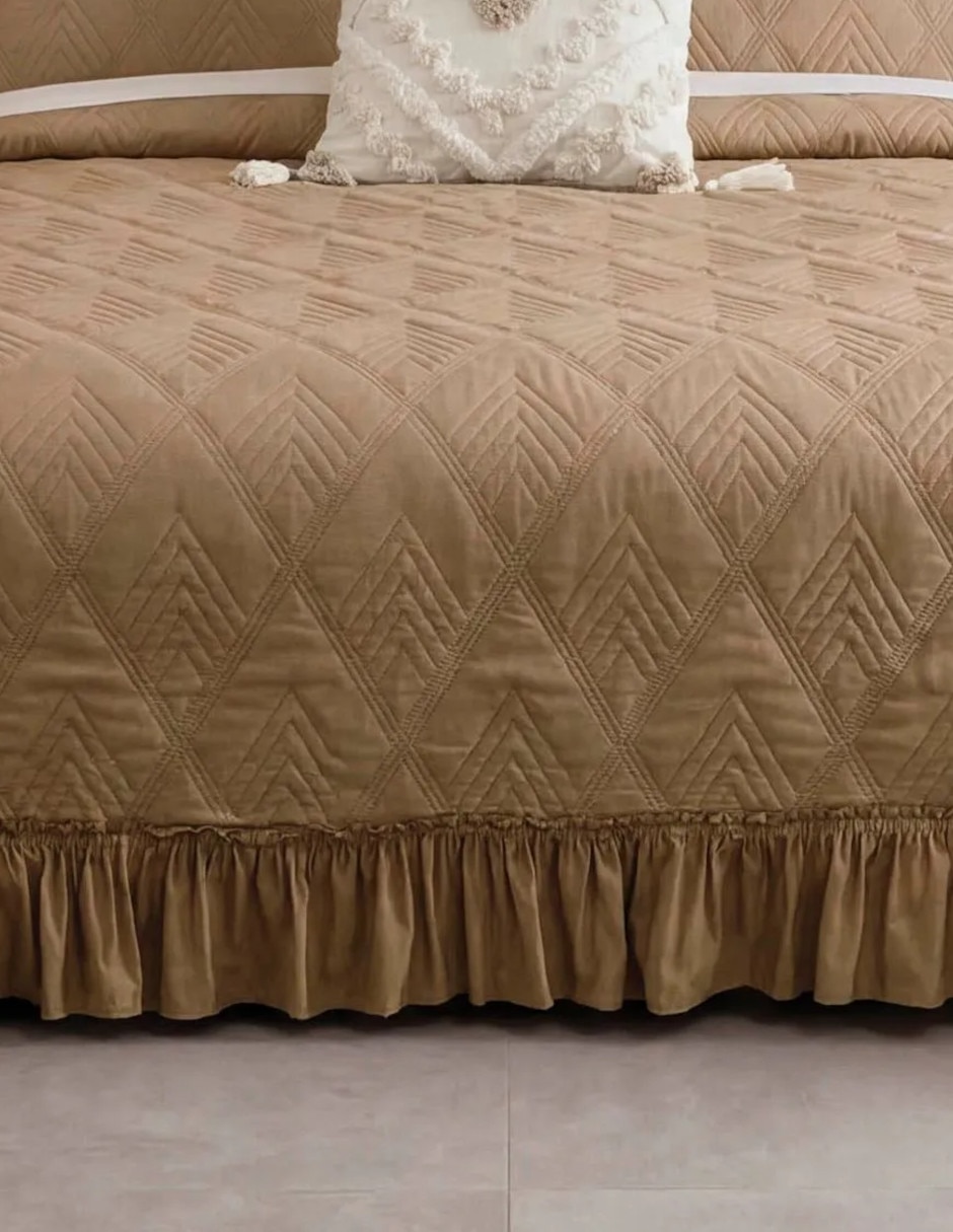 Set de colcha Volante Almond Toffee 6